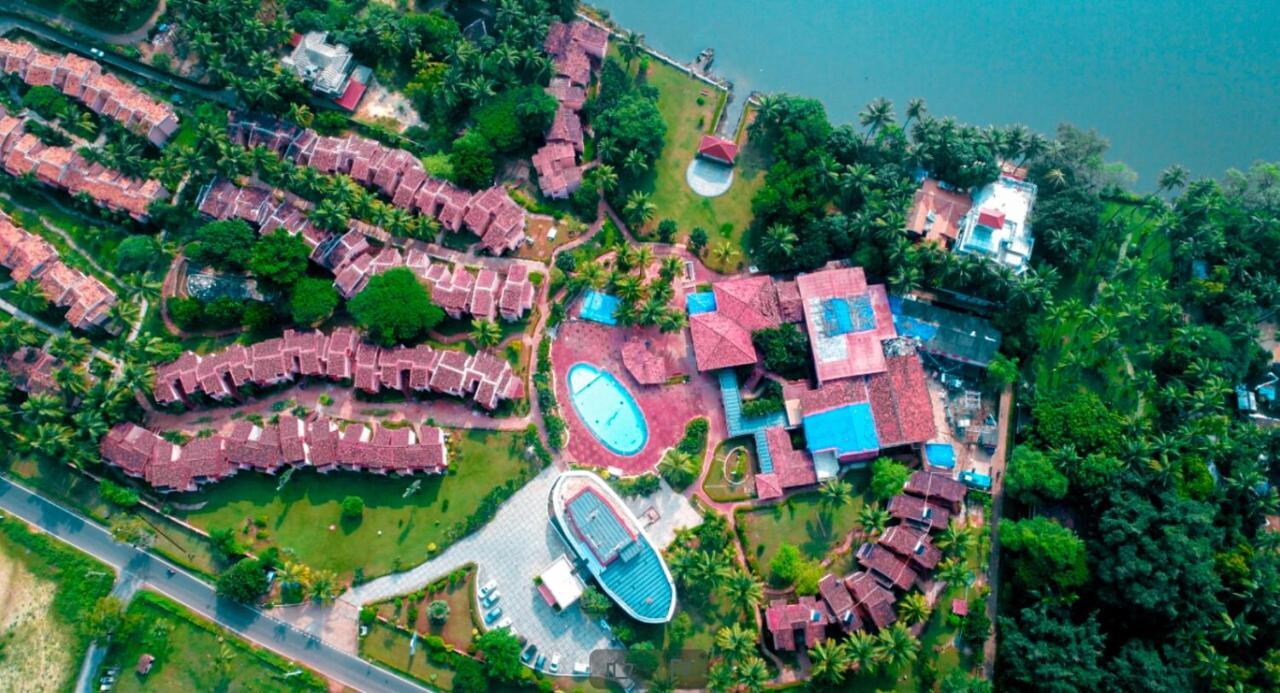 เดอะ ไบก์ โอลด์ แองเคอร์ บีช รีสอร์ต แอนด์ สปา Hotel กาเวลอสซิม ภายนอก รูปภาพ