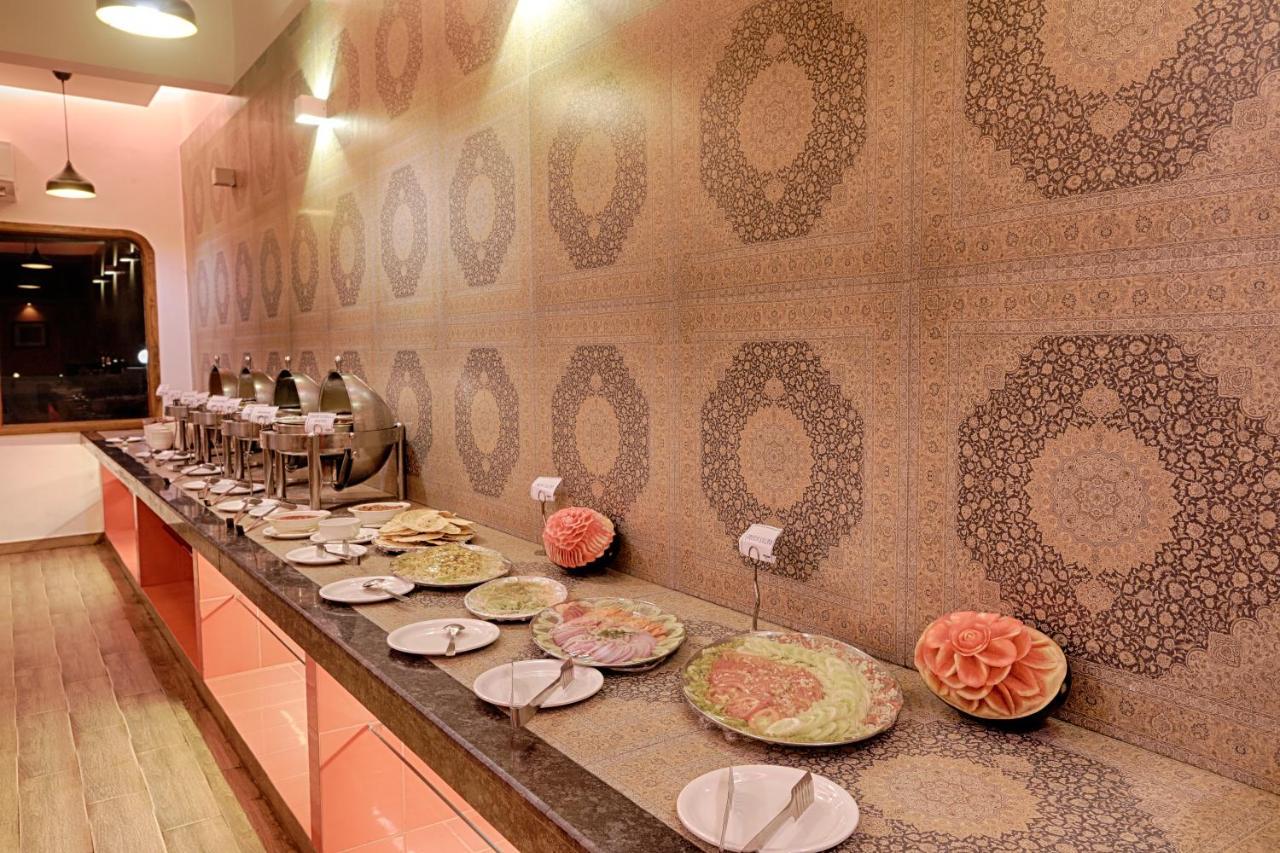 เดอะ ไบก์ โอลด์ แองเคอร์ บีช รีสอร์ต แอนด์ สปา Hotel กาเวลอสซิม ภายนอก รูปภาพ
